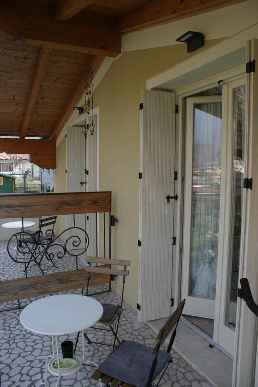 B&B Il Noce Alla Finestra Roe Dış mekan fotoğraf